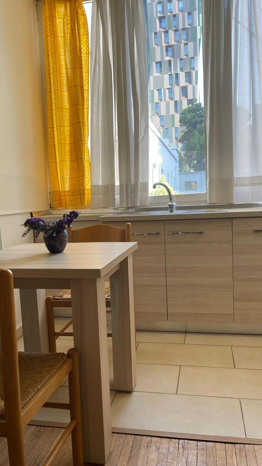 Vintage Apartment In Center Tirana Buitenkant foto